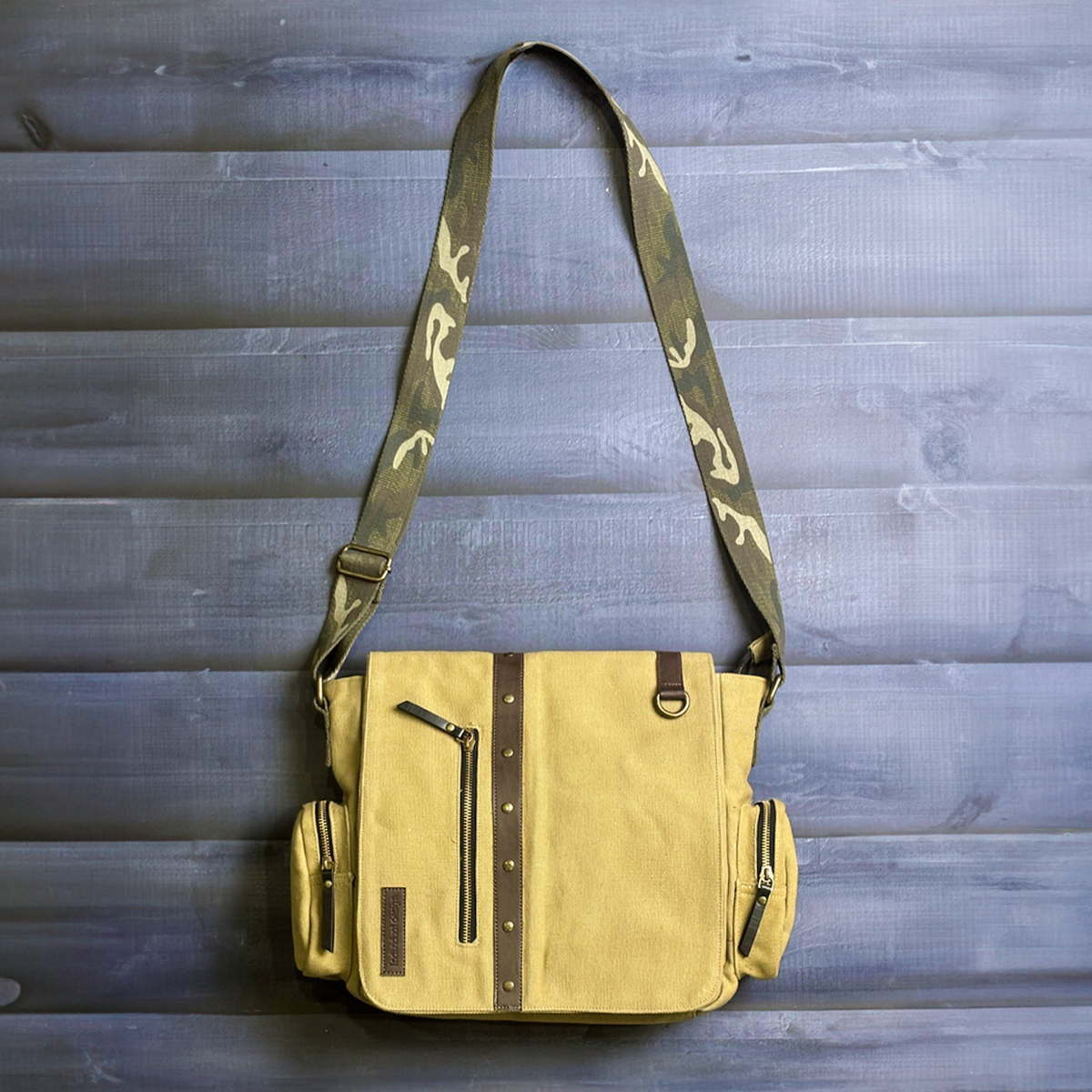 Daniel Messenger Bag - Beige