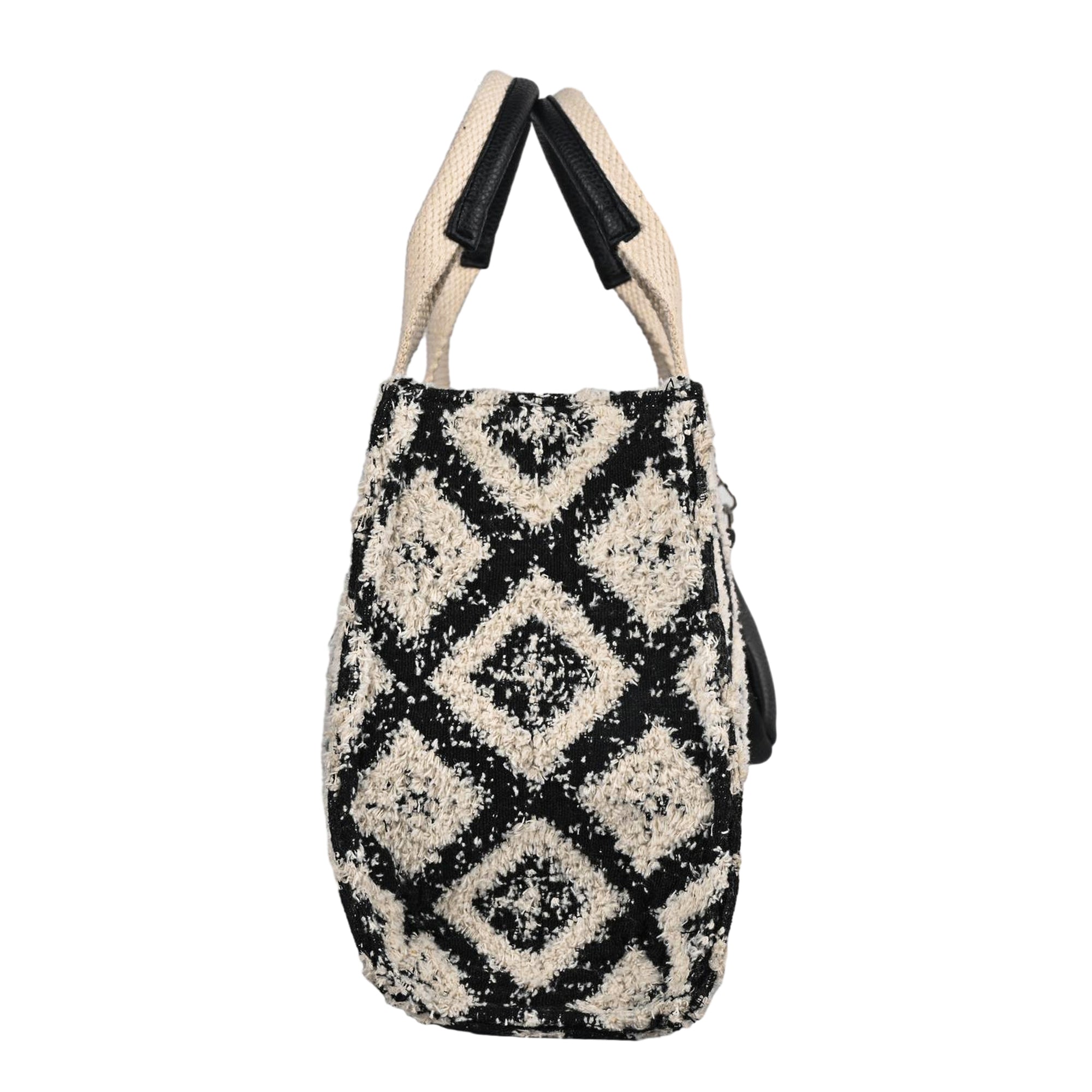 Diamond Noir Box Bag