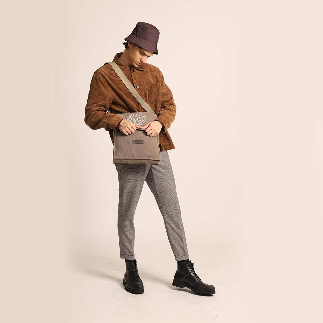 Samuel Messenger Bag - Grey