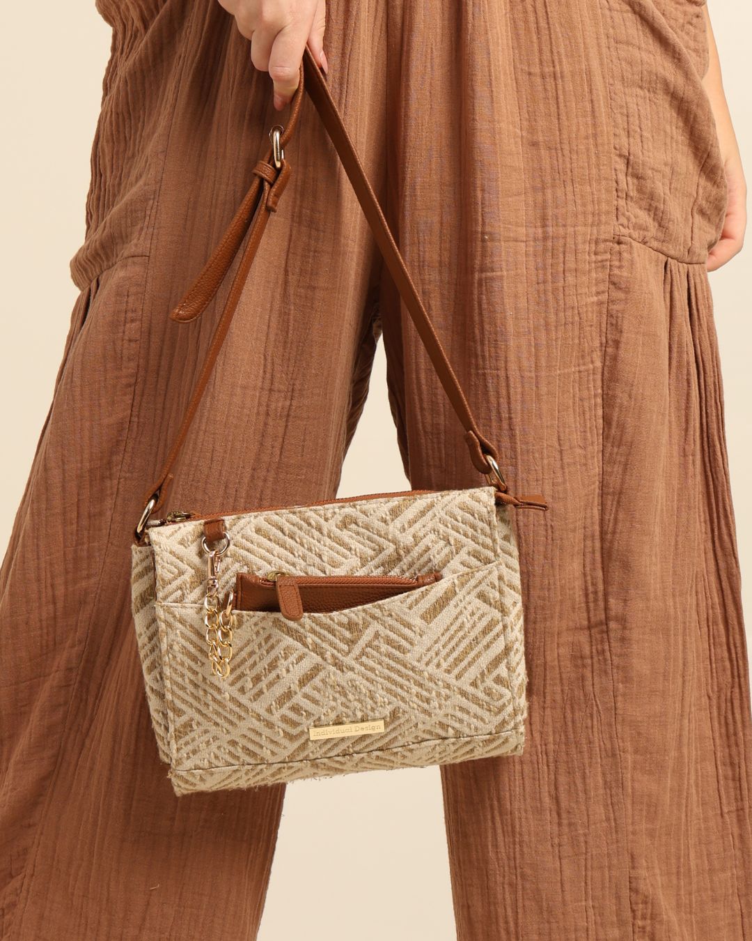 Loa Sling Bag