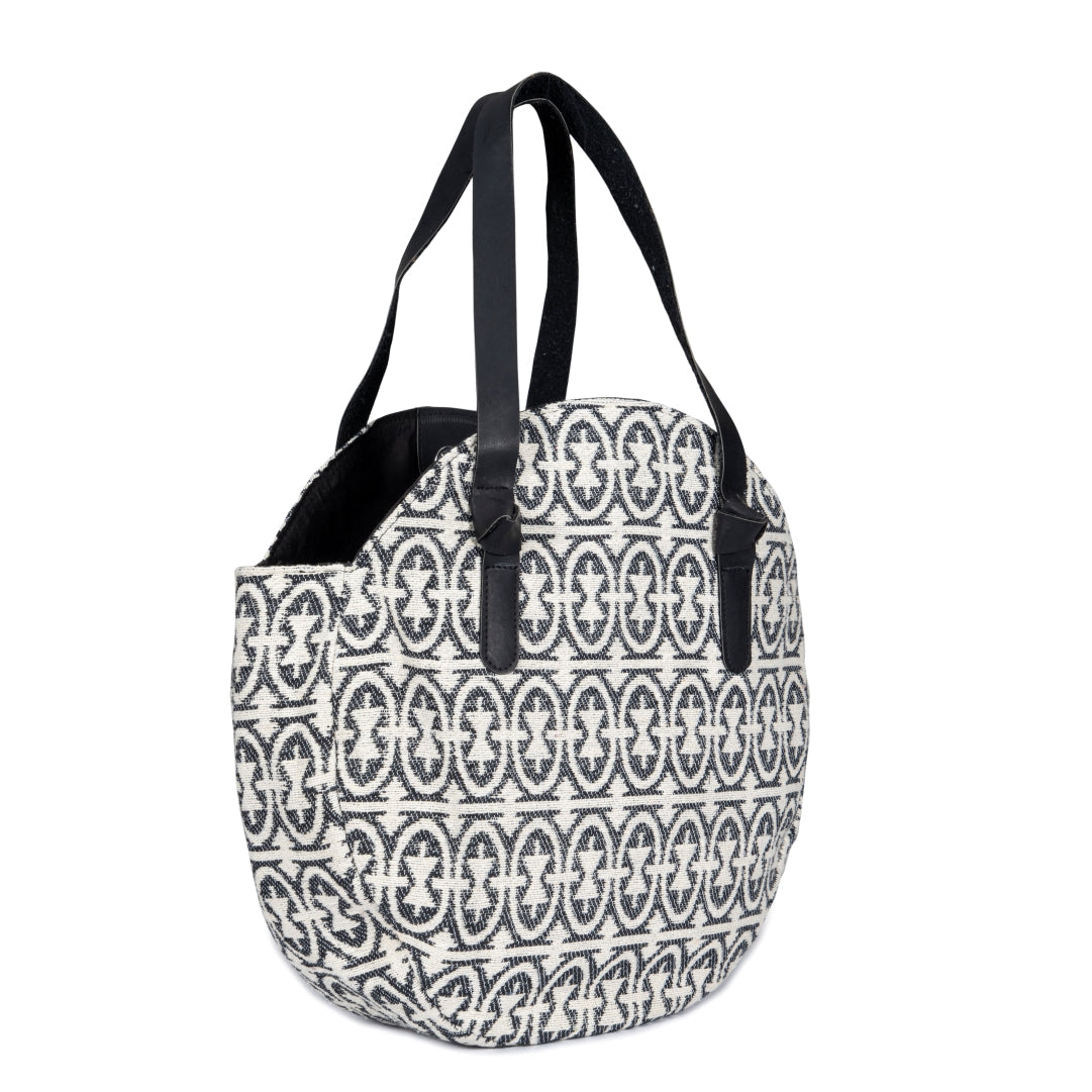 Loca Shoulder Bag