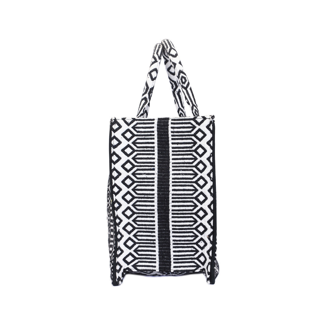 Lana Geometric Box Bag - Black