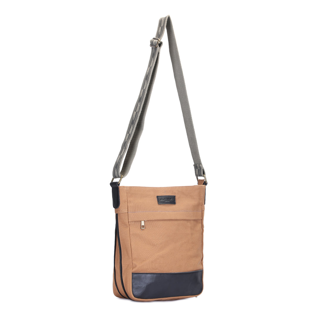 James Messenger Bag - Light Brown