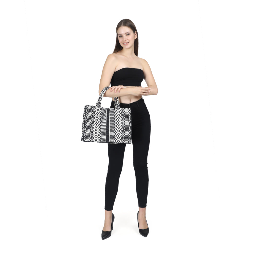 Lana Geometric Box Bag - Black